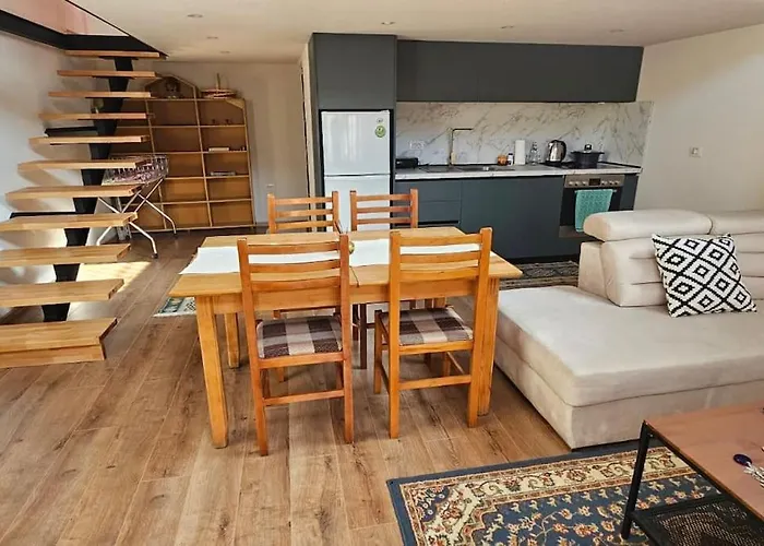 Damsi Loft Apartman Tirana